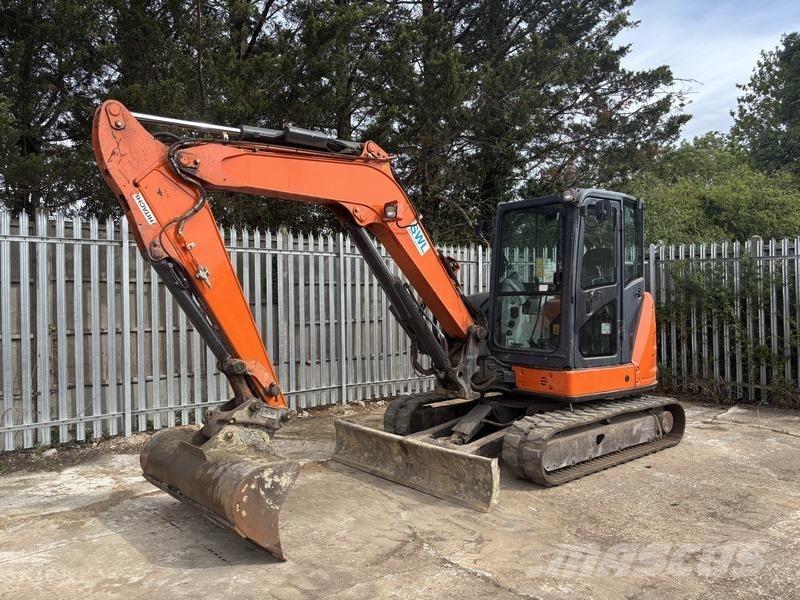 Hitachi ZX65 Midi bagri 7t – 12t