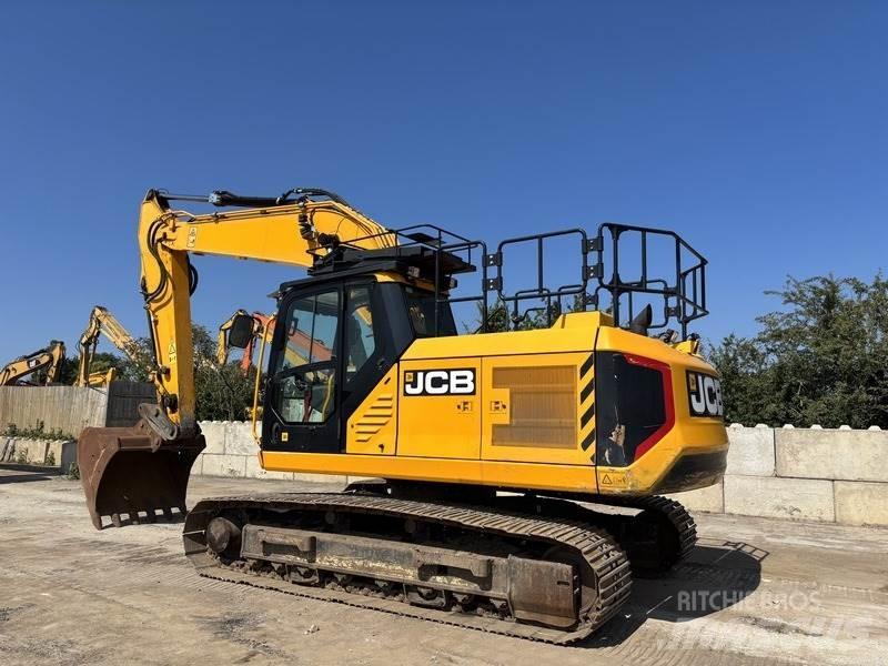 JCB 220X L 4F Bagri goseničarji