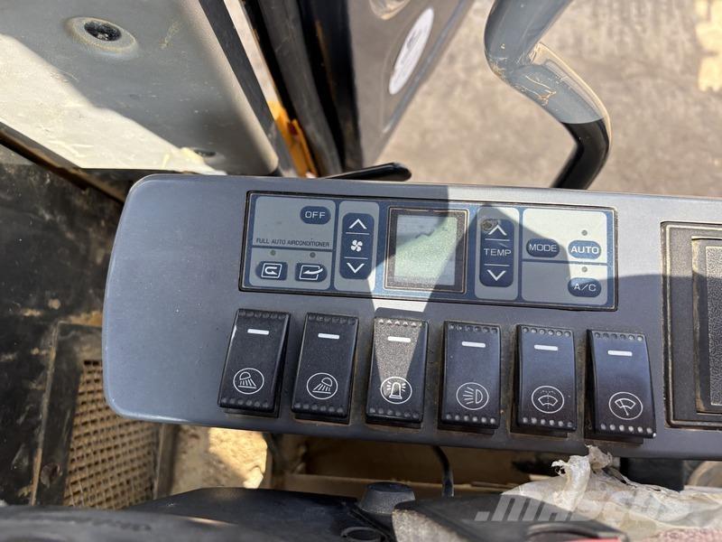 LiuGong CLG915E Bagri goseničarji