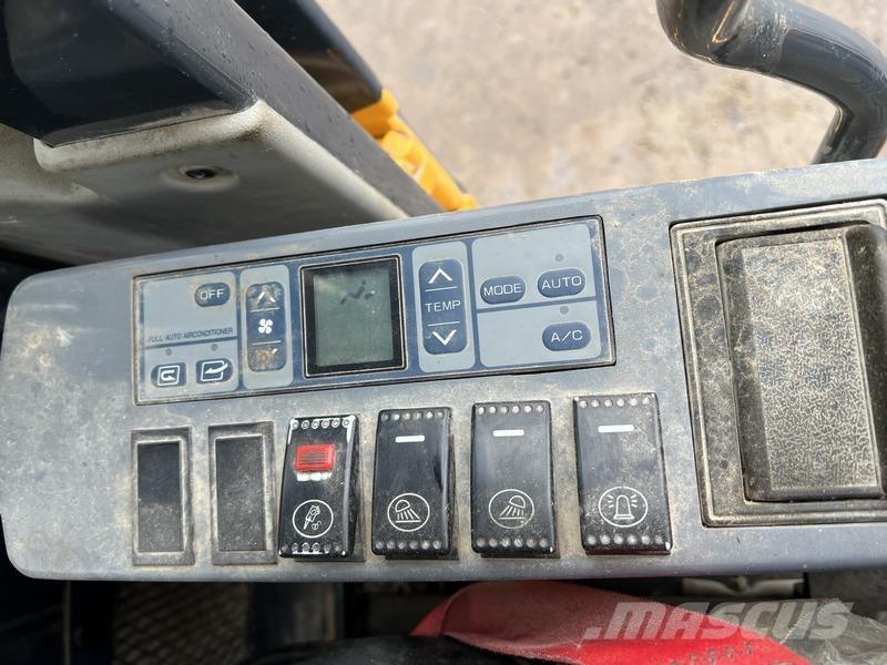 LiuGong CLG933 Bagri goseničarji