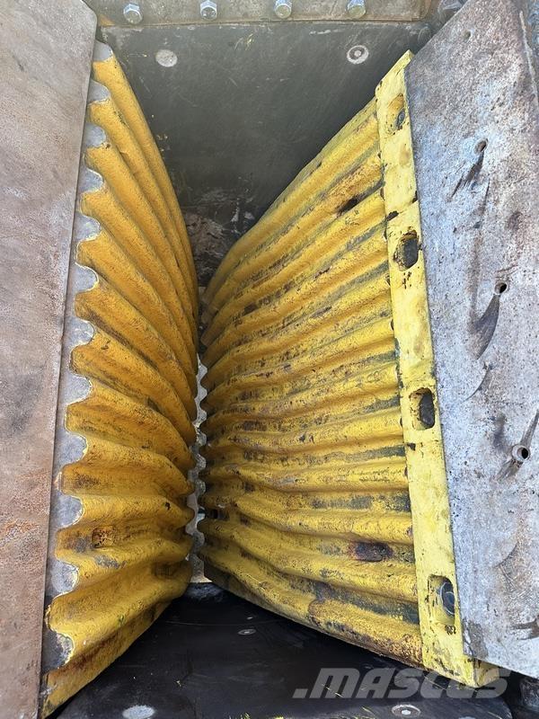 McCloskey J50 Drobilci