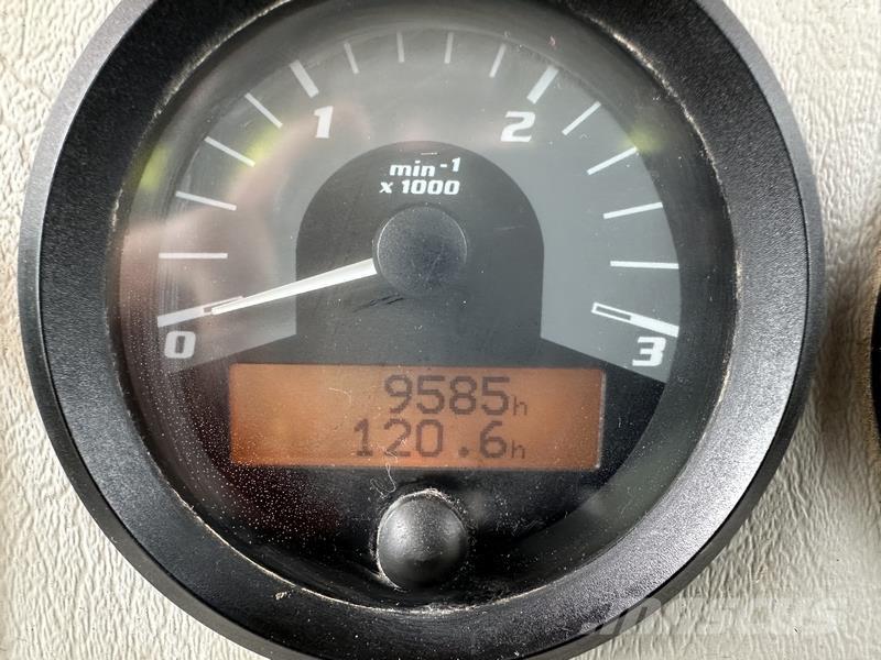 Moxy MT26 Zglobni demperji