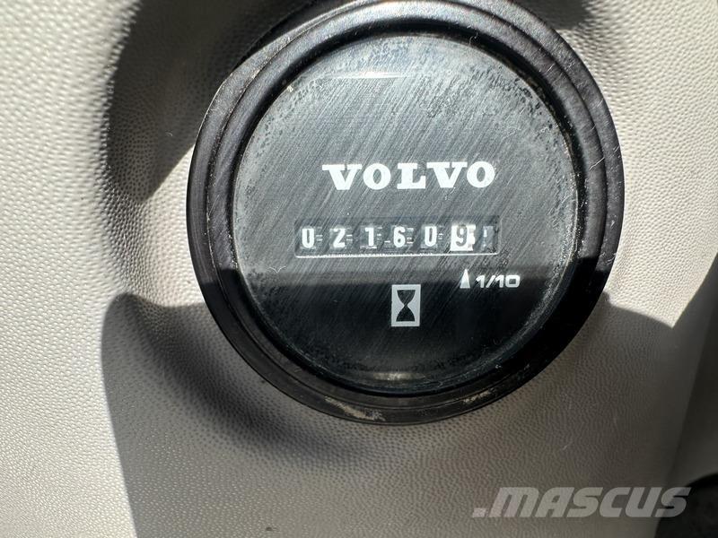 Volvo ECR235E HRD Rušilni bagri