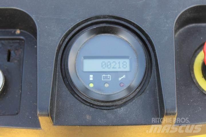 Yale MS12AC Ročni električni viličar