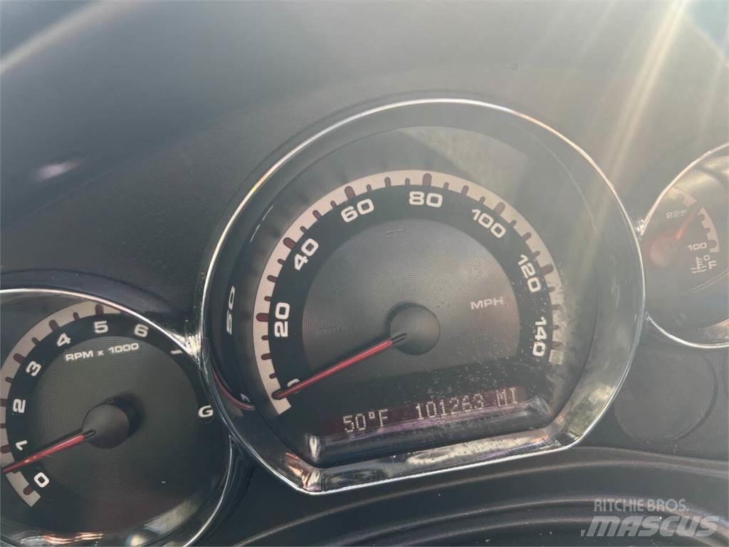 Pontiac G6 Avtomobili