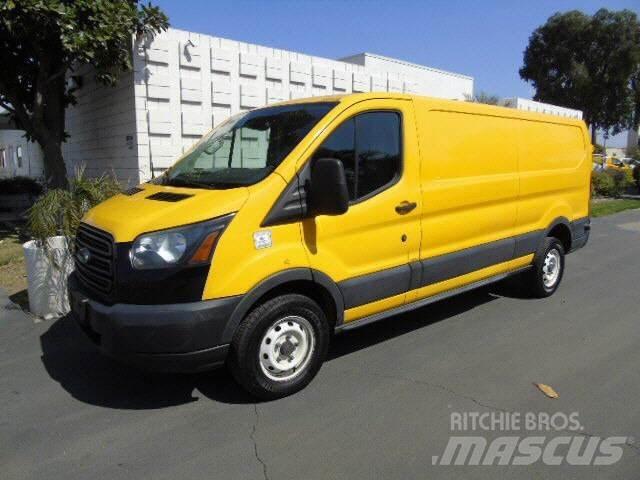 Ford TRANSIT 250 CAR Tovornjaki zabojniki