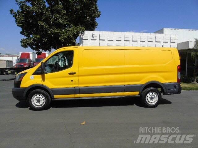 Ford TRANSIT 250 CAR Tovornjaki zabojniki