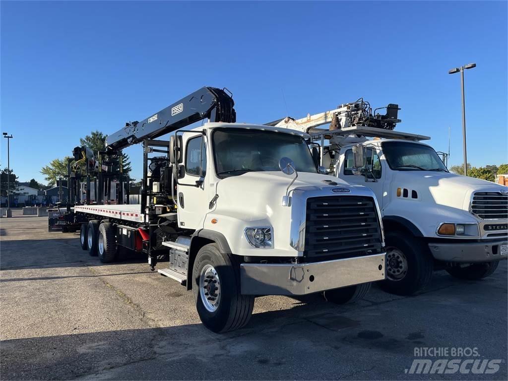 Freightliner 114SD Drugi tovornjaki