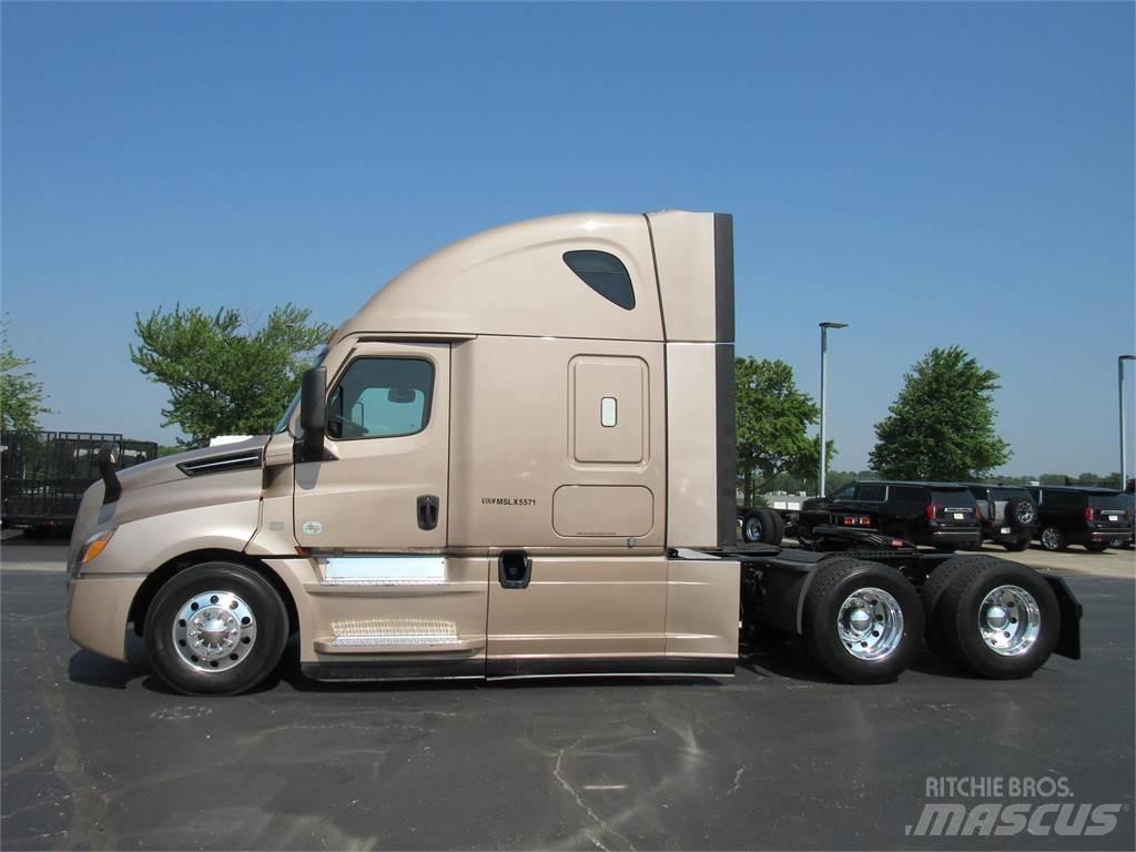 Freightliner CA126SLP Vlačilci
