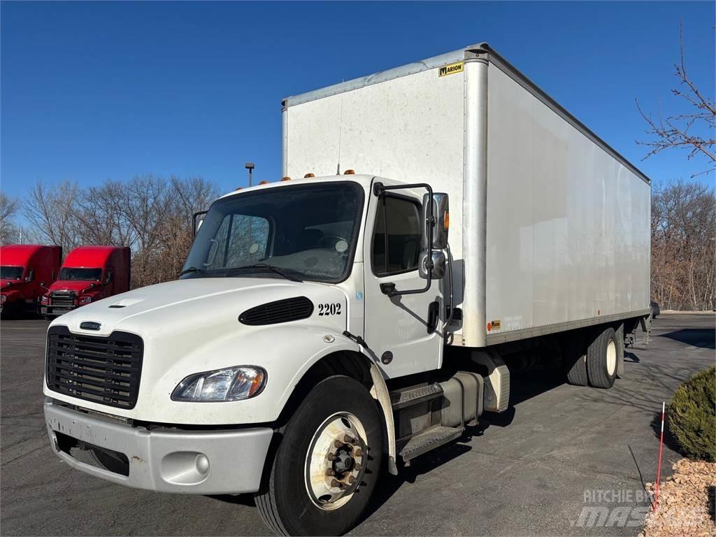 Freightliner M2 106 Tovornjaki zabojniki