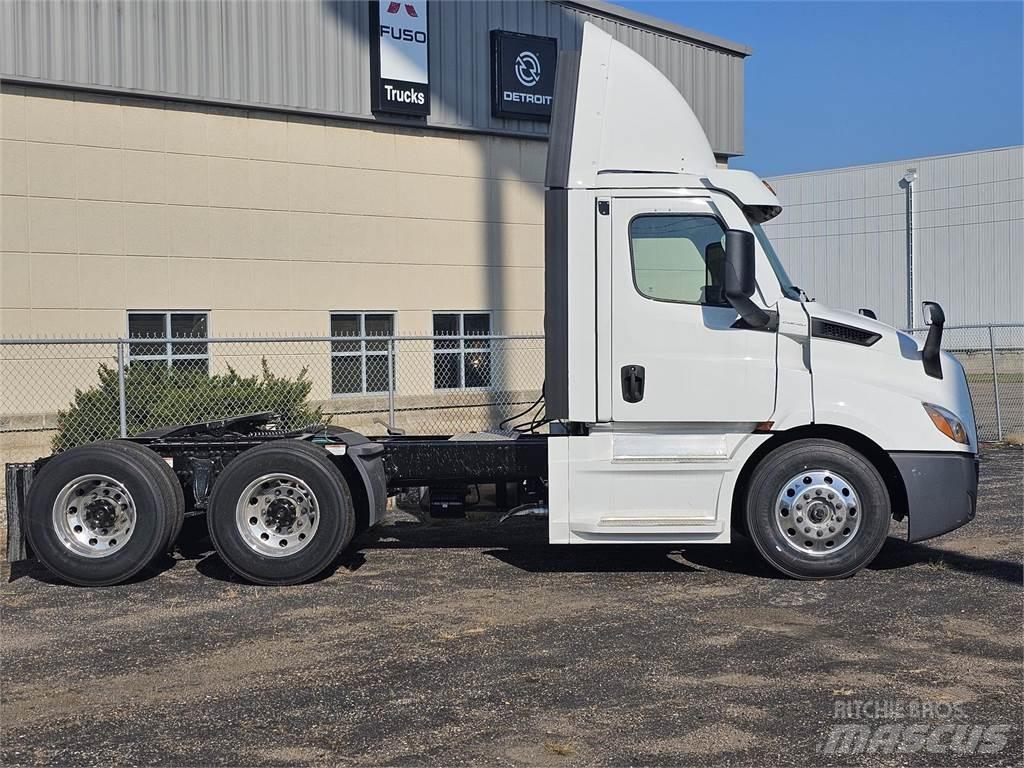 Freightliner PE116 Vlačilci