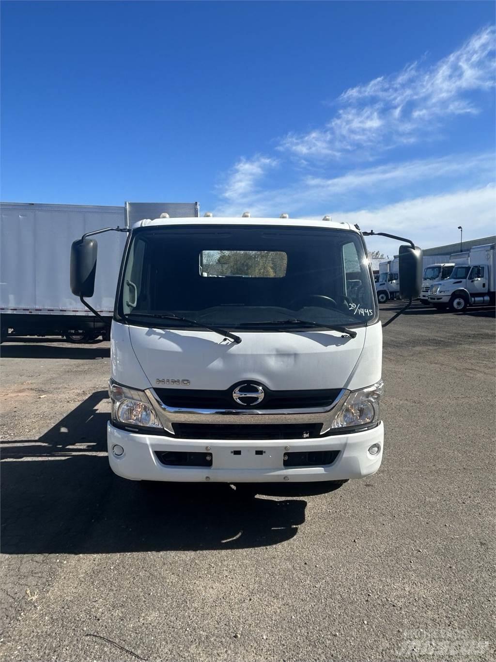 Hino 155 Drugi tovornjaki