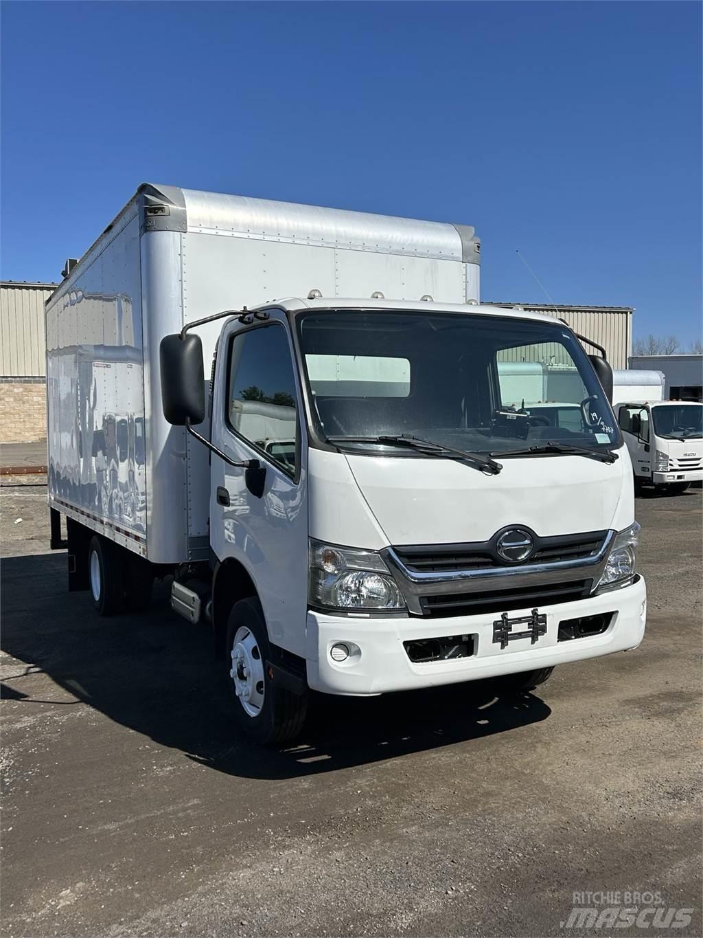 Hino 155 Tovornjaki zabojniki