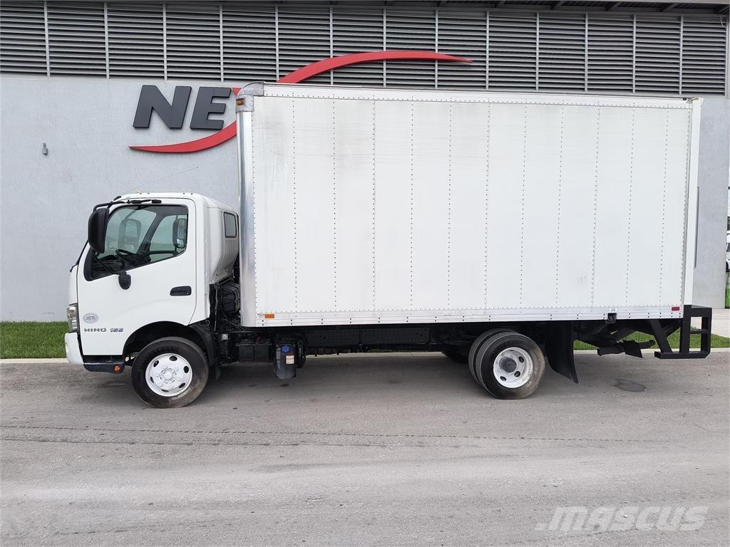 Hino 155 Tovornjaki zabojniki