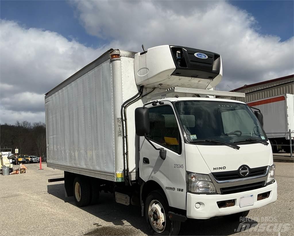 Hino 195 Tovornjaki zabojniki