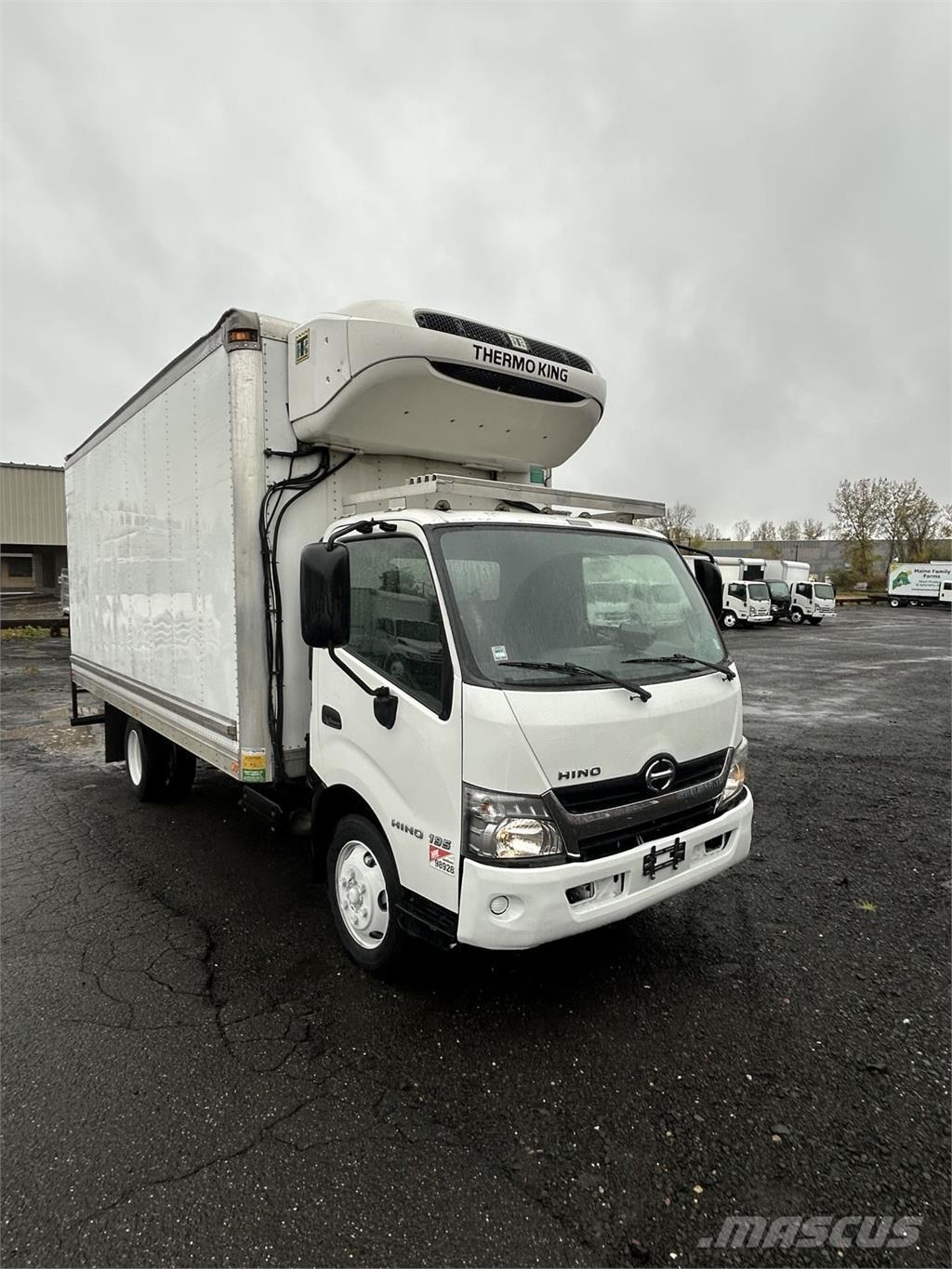 Hino 195 Tovornjaki zabojniki