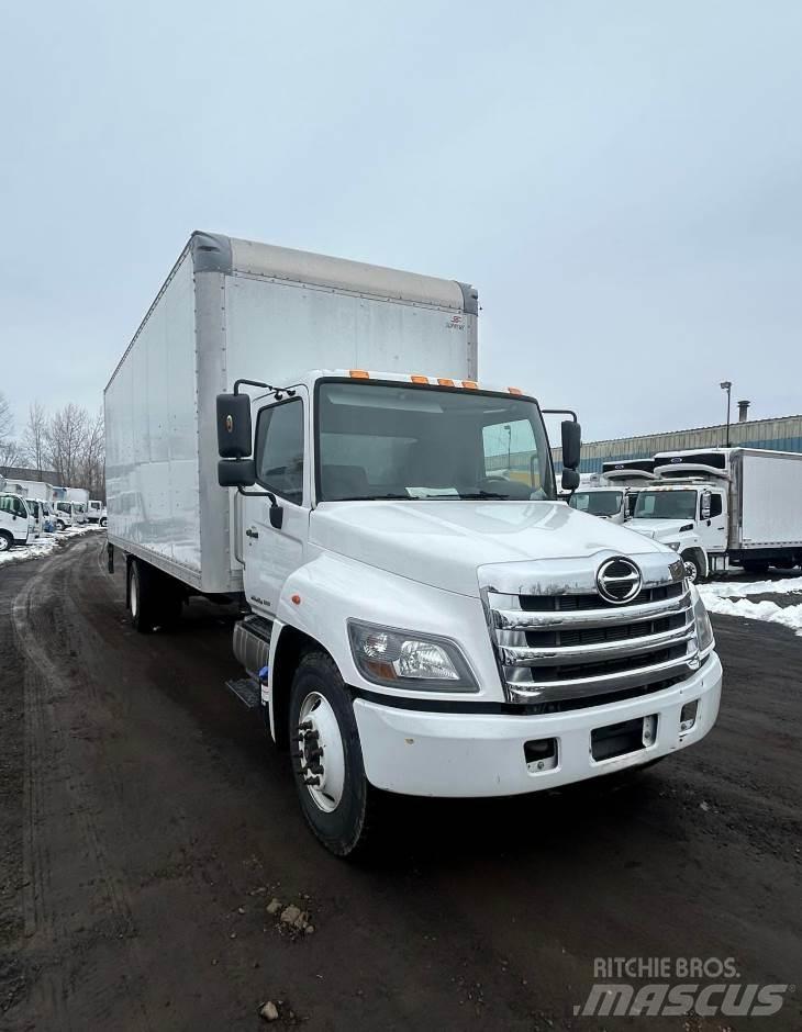 Hino 268 Tovornjaki zabojniki