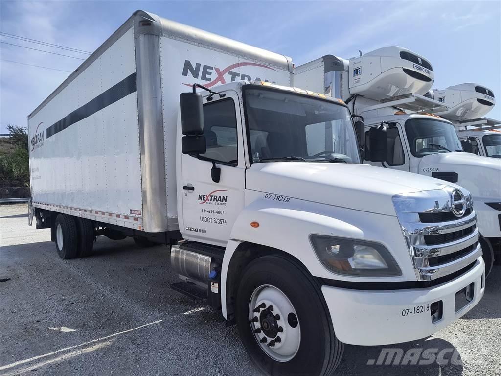 Hino 268 Tovornjaki zabojniki