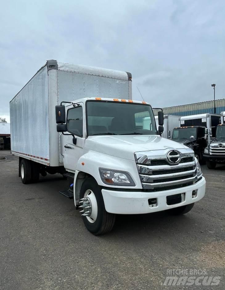 Hino L6 Tovornjaki zabojniki