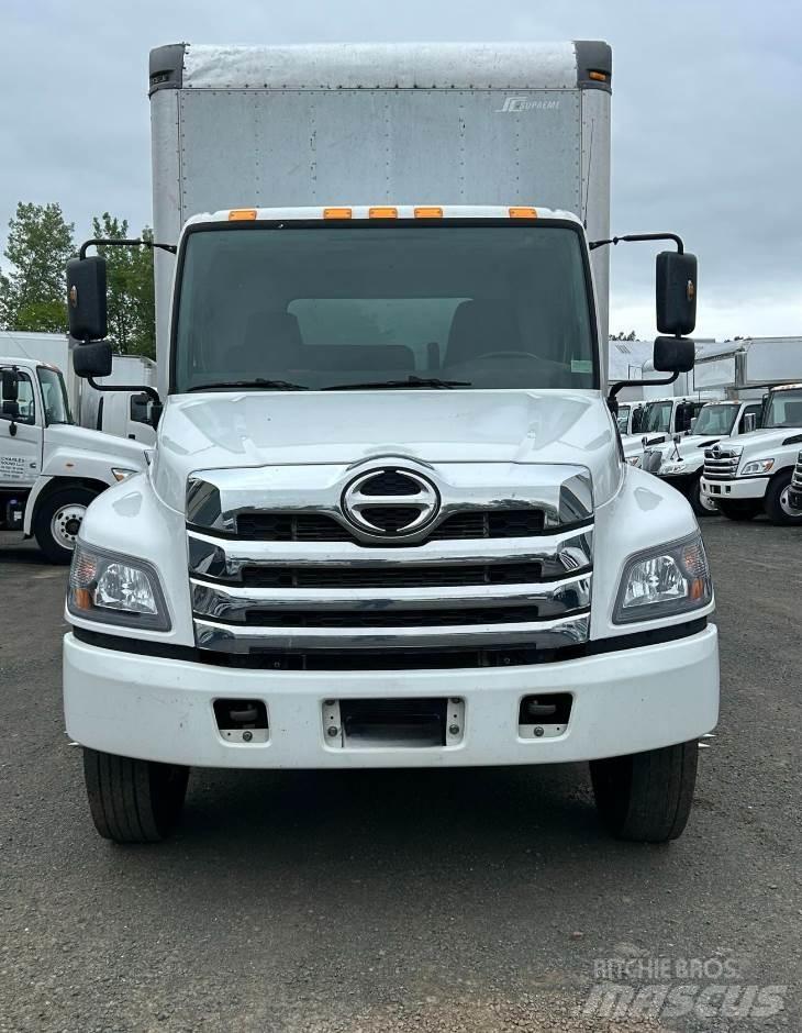 Hino L6 Tovornjaki zabojniki