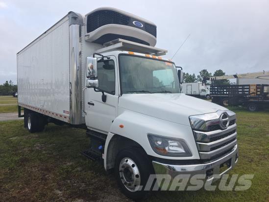 Hino L6 Tovornjaki zabojniki