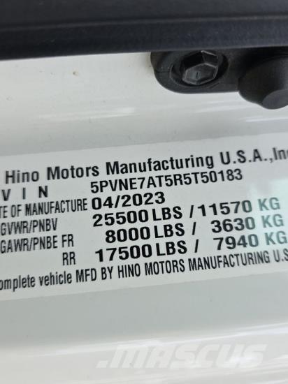 Hino L6 Tovornjaki zabojniki