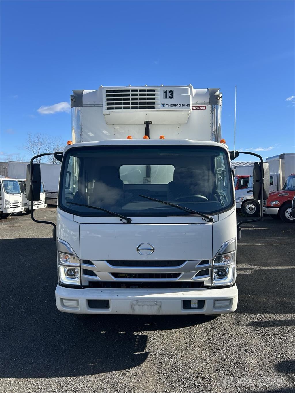 Hino S5 Tovornjaki zabojniki
