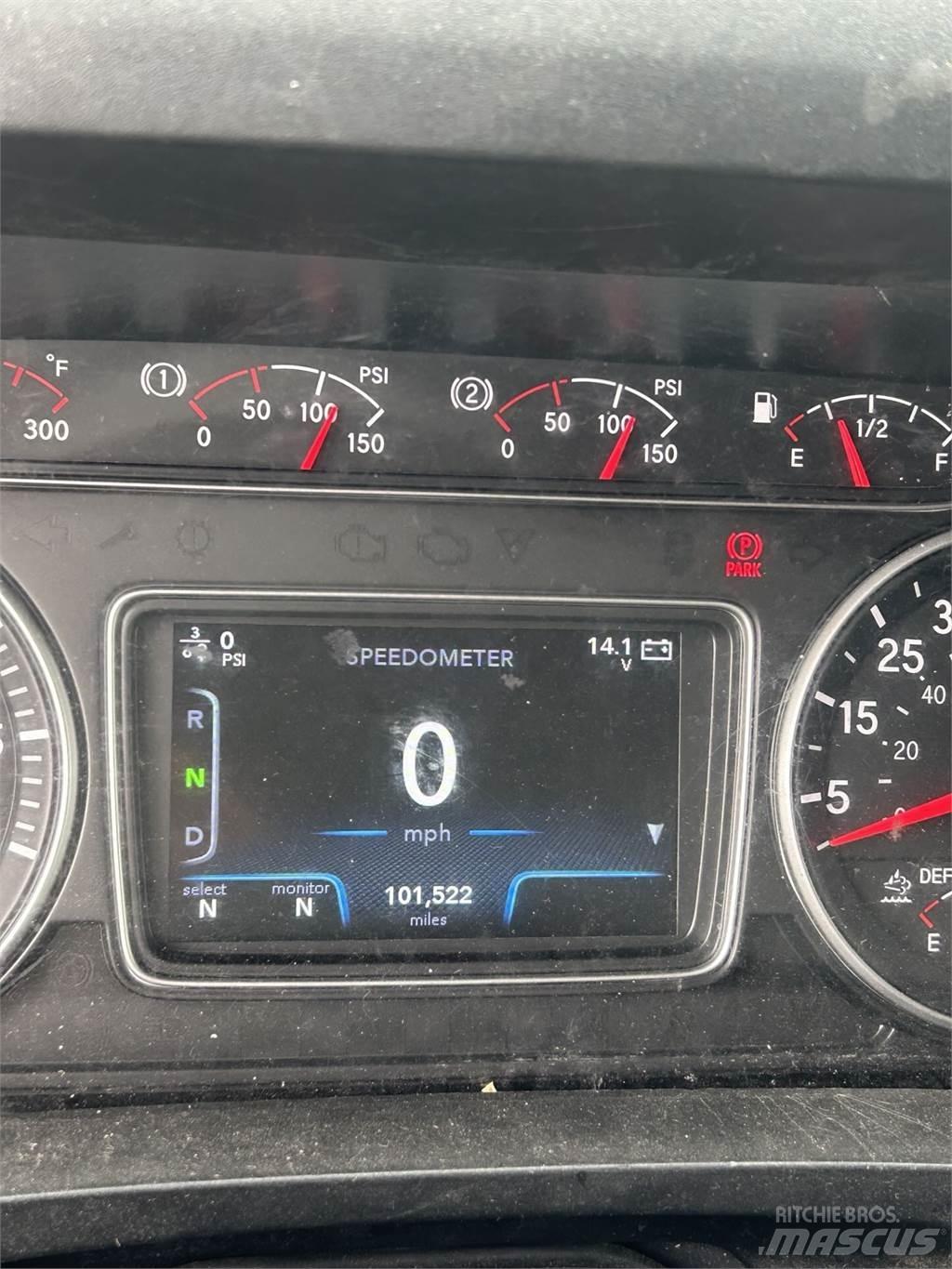 International 4300 Tovornjaki zabojniki