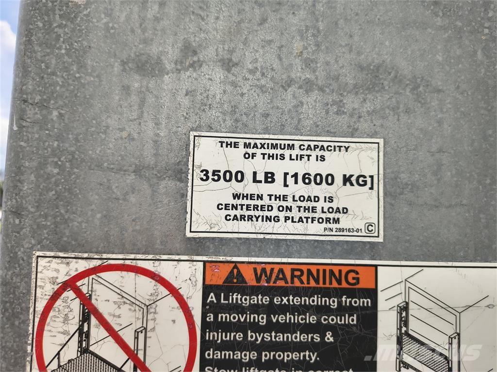 Isuzu FTR Tovornjaki zabojniki