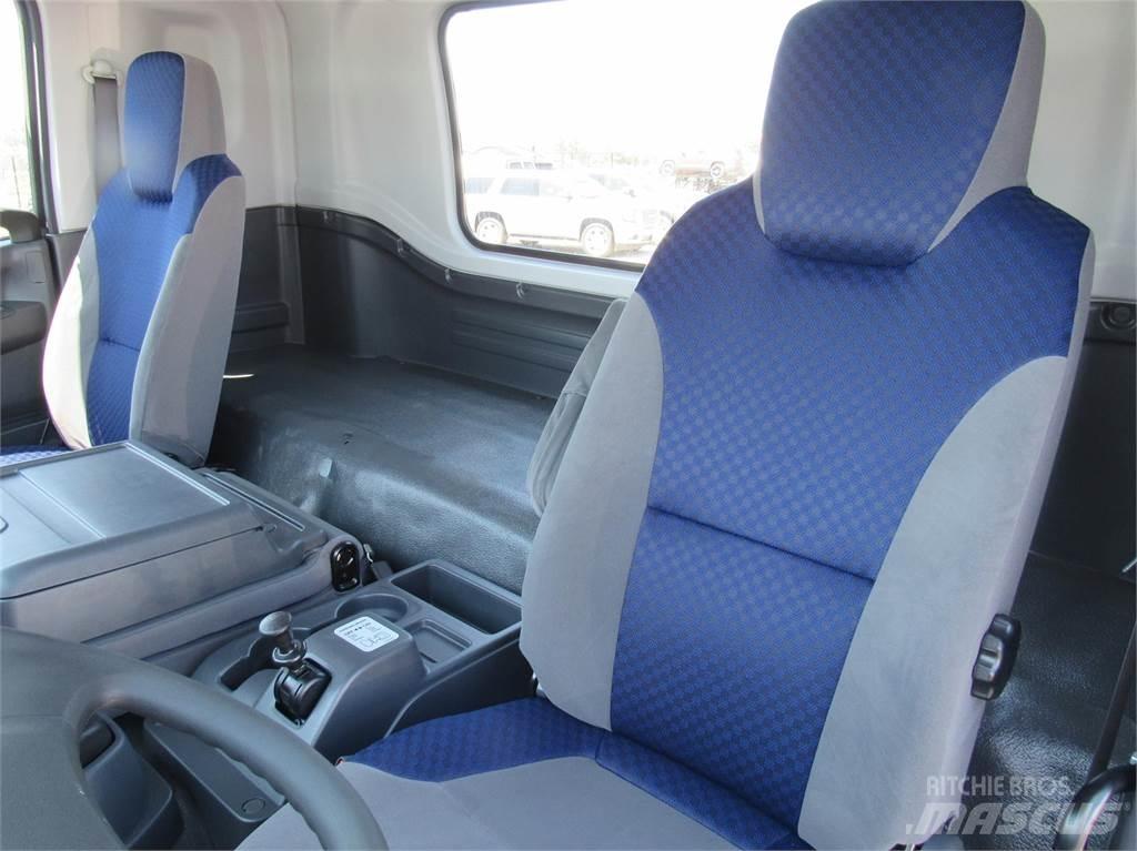 Isuzu FTR Diesel Tovornjaki-šasije