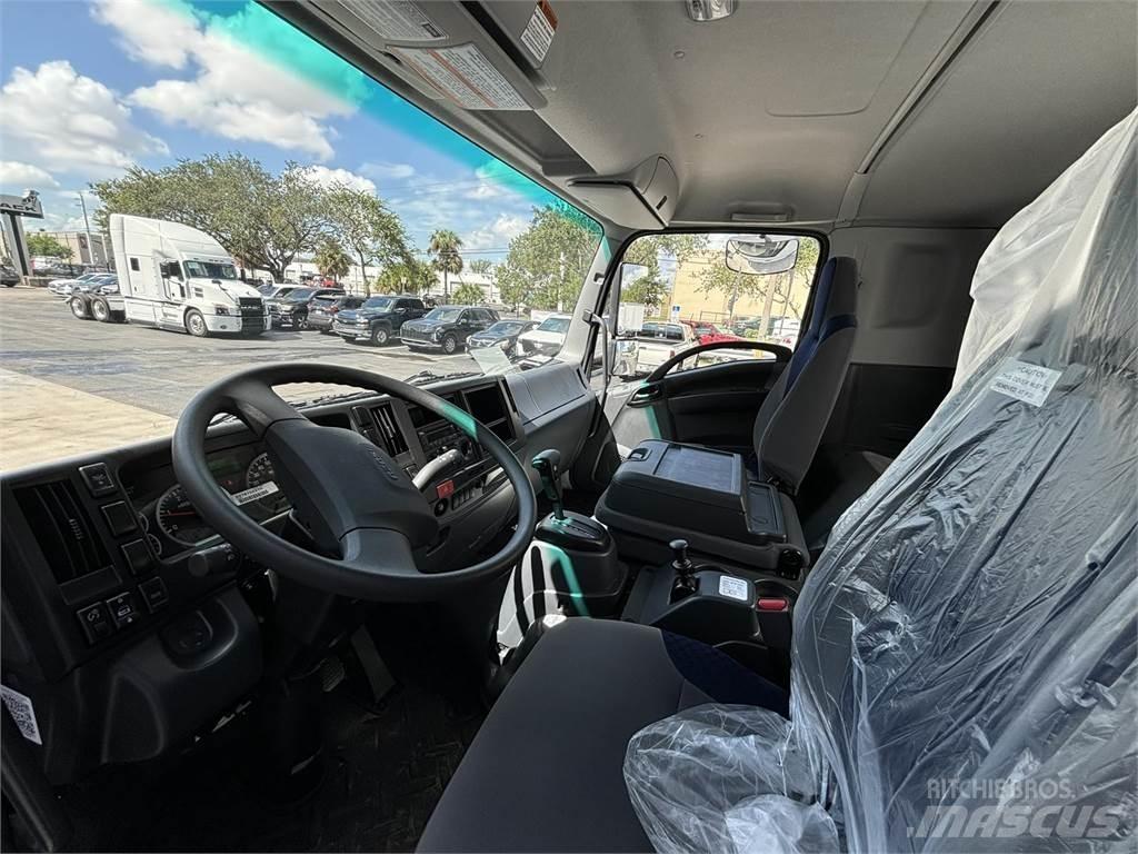 Isuzu FTR-MT6G2 Tovornjaki zabojniki