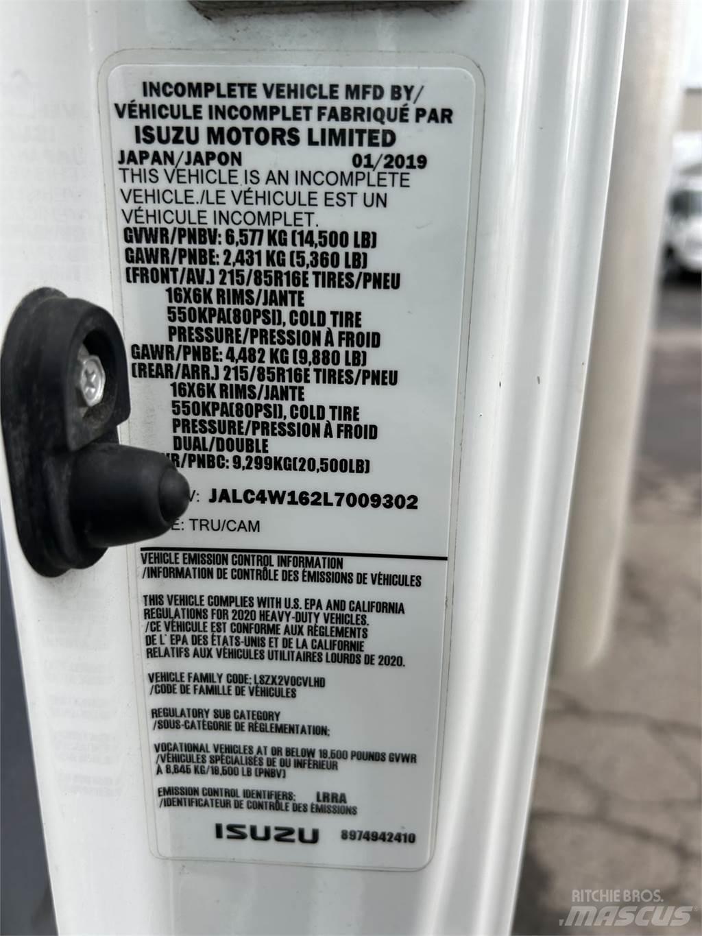 Isuzu NPR Tovornjaki zabojniki