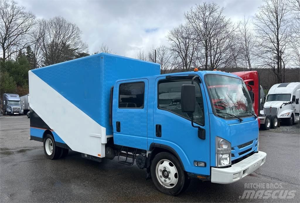 Isuzu NPR Tovornjaki zabojniki