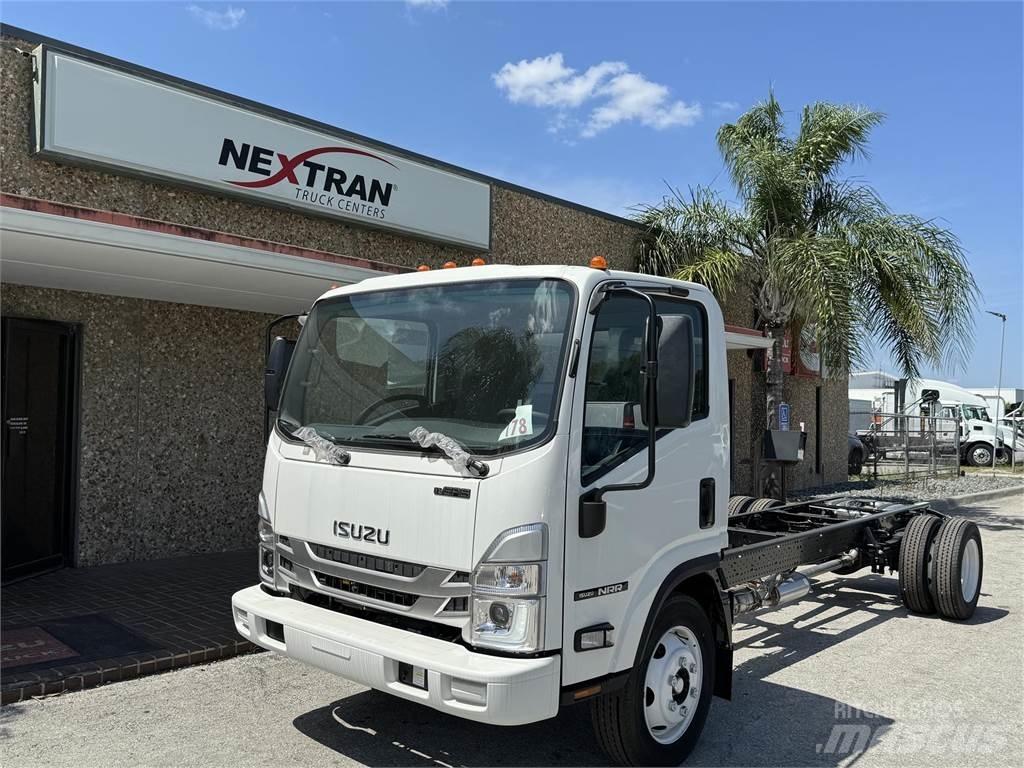 Isuzu NPR-1F404 Tovornjaki-šasije