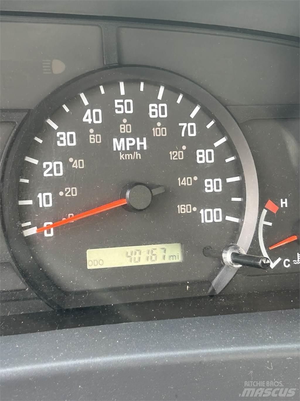 Isuzu NPR HD Drugi tovornjaki