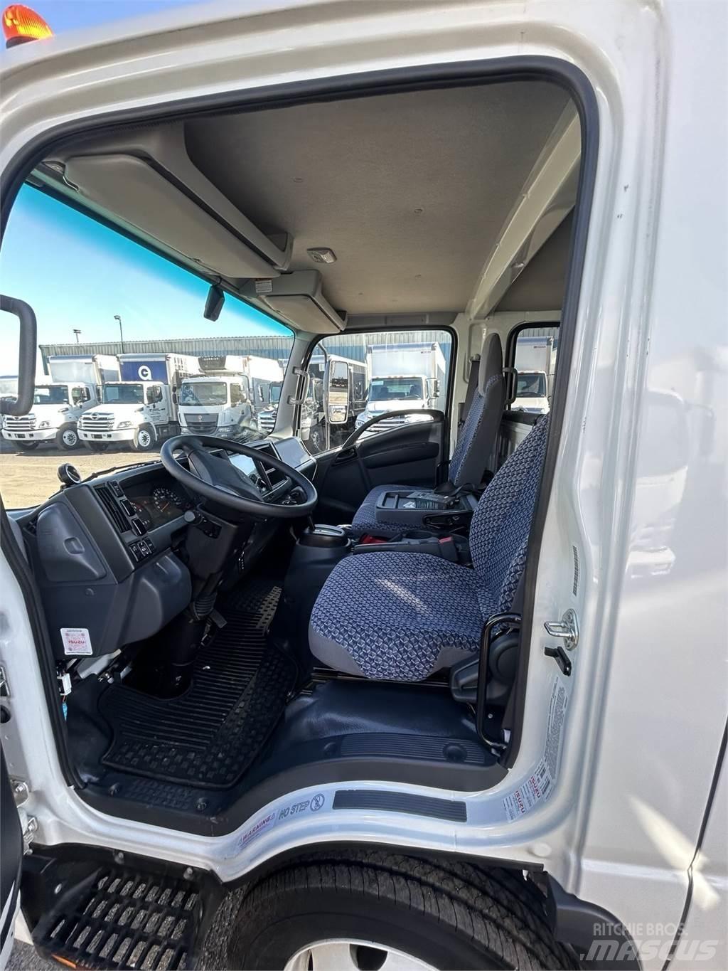 Isuzu NPR HD DC Tovornjaki zabojniki