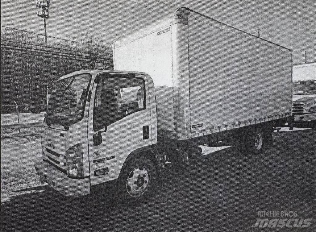 Isuzu NRR Tovornjaki zabojniki