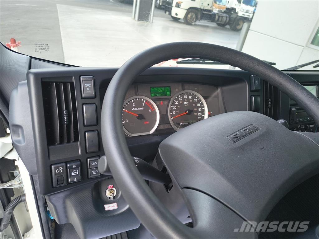 Isuzu NRR-3U454 Tovornjaki zabojniki