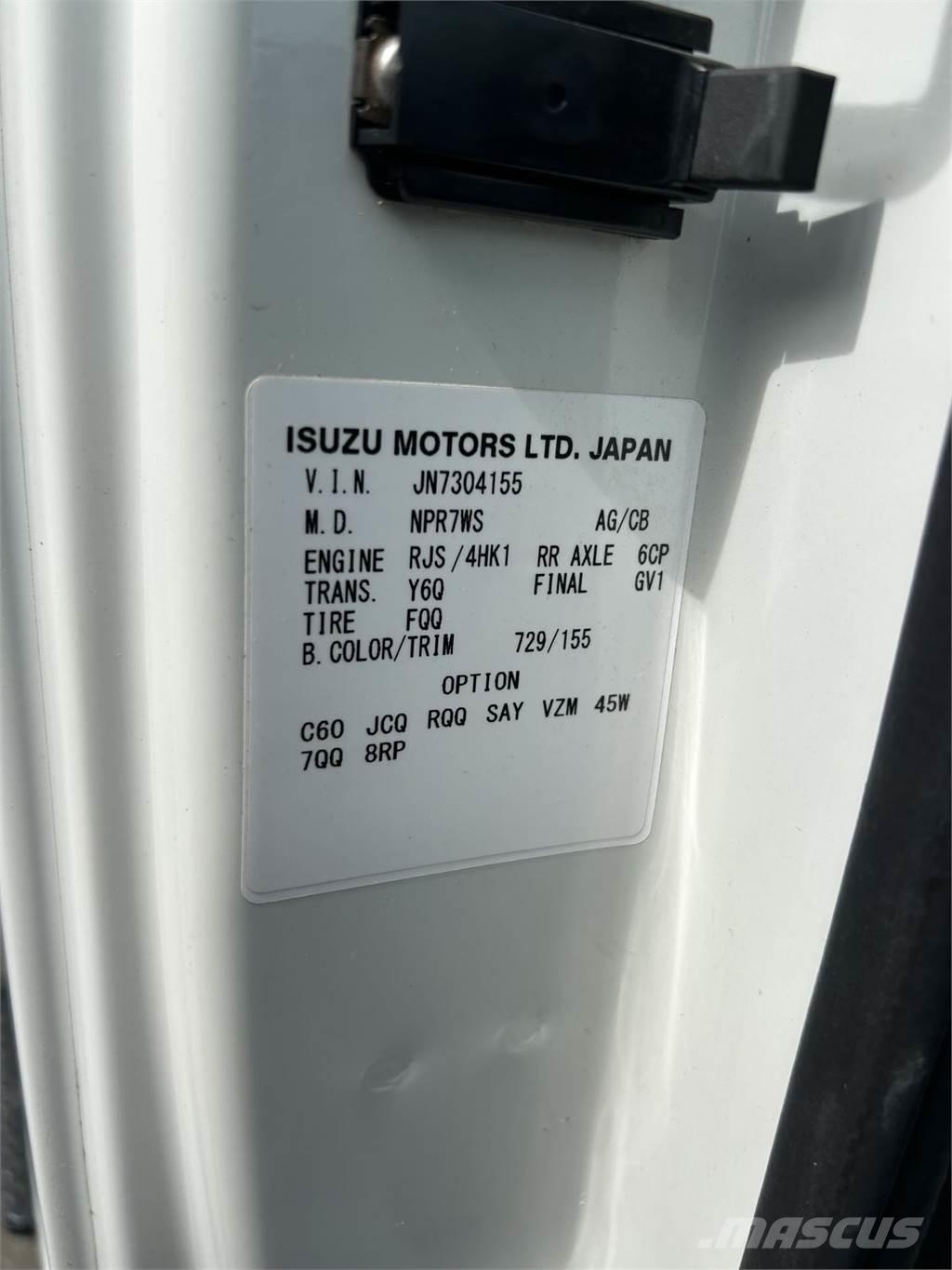 Isuzu NRR DC Tovornjaki zabojniki