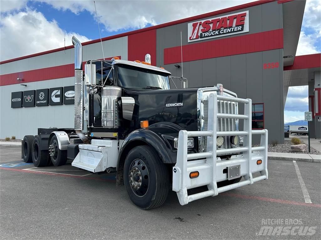 Kenworth CONSTRUCTION Vlačilci