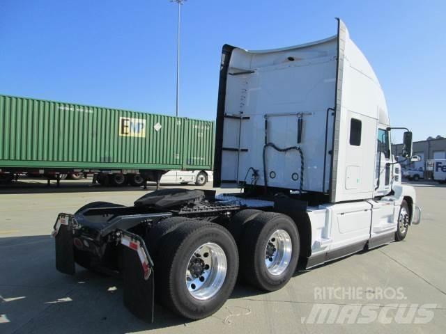 Mack AN64T Vlačilci