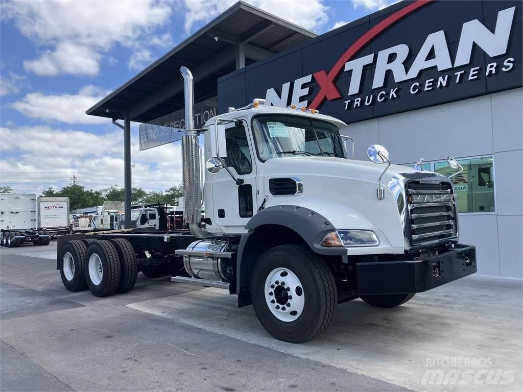 Mack GR64BRX Tovornjaki-šasije