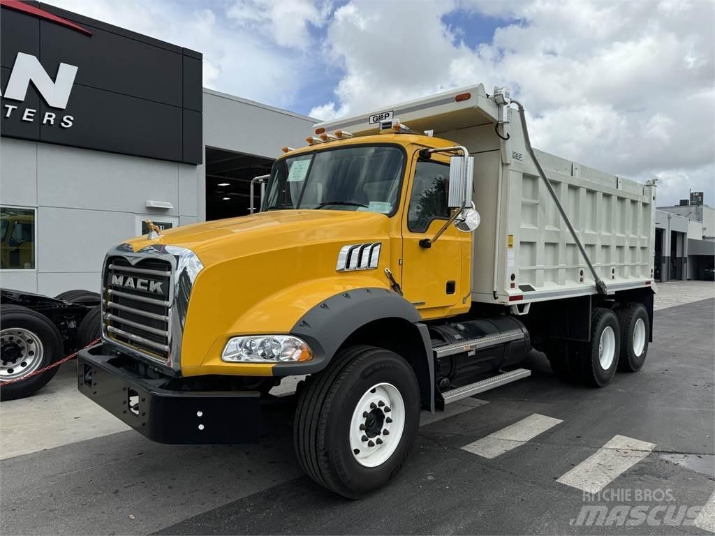 Mack GR64BRX Kiper tovornjaki