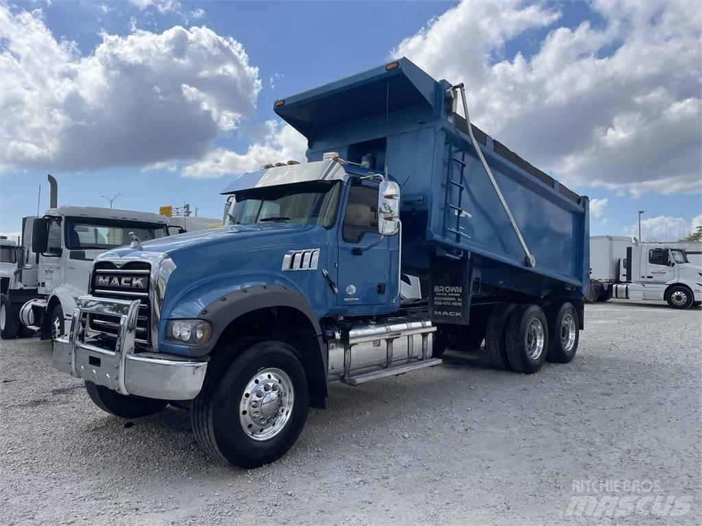 Mack GR64FR Kiper tovornjaki