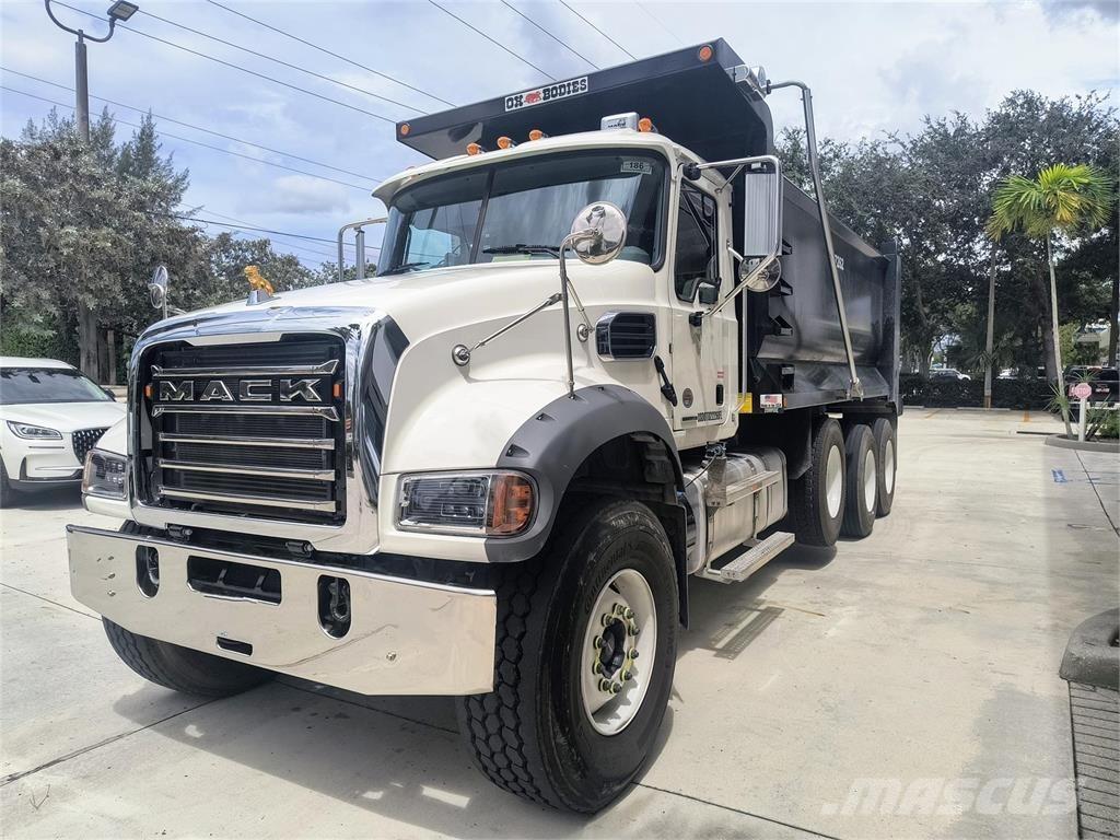 Mack GR64FR Kiper tovornjaki