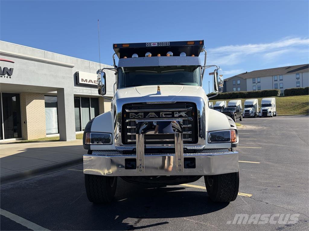 Mack GR64FR Kiper tovornjaki