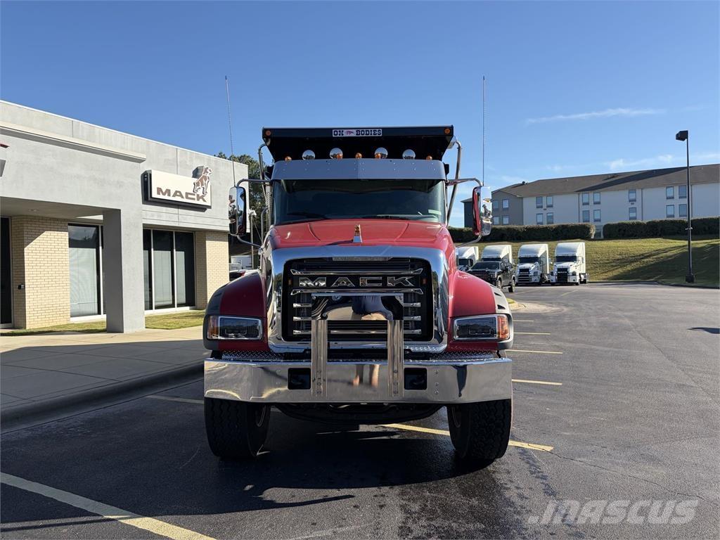 Mack GR64FR Kiper tovornjaki