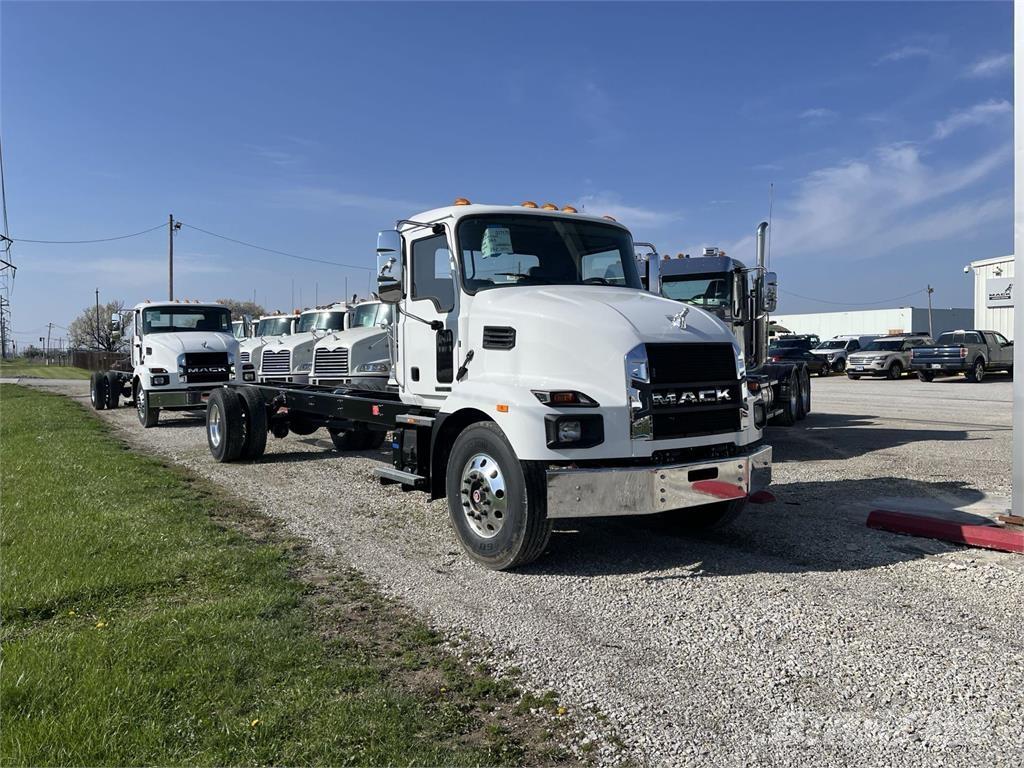 Mack MD6 42R Tovornjaki-šasije