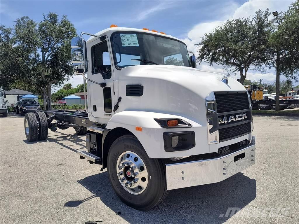 Mack MD7 42R Kiper tovornjaki