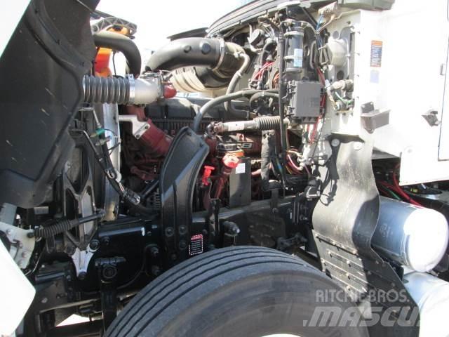 Mack PI64T Vlačilci